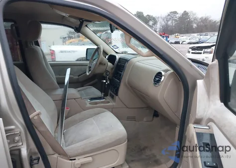 2007 Ford Explorer Xlt из США, поврежденный, VIN 1FMEU63E97UB54077